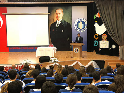 Türkçe Bilinciyle Aydınlanan Gençler