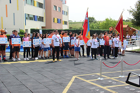 19 Mayıs Atatürk'ü Anma Gençlik ve Spor Bayramını Okul Bahçemizde Görkemli Bir Törenle Kutladık 