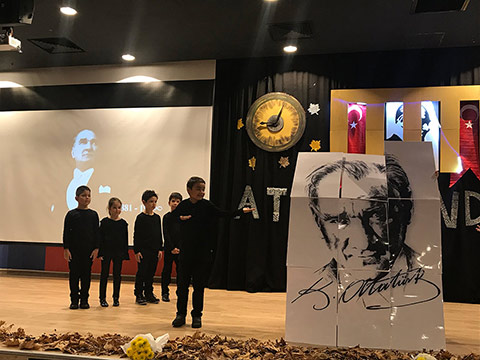 10 Kasım Atatürk'ü Anma Törenimizde Atamızı Saygı ve Özlemle Andık 