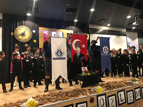 10 Kasım Atatürk'ü Anma Törenimizde Atamızı Saygı ve Özlemle Andık