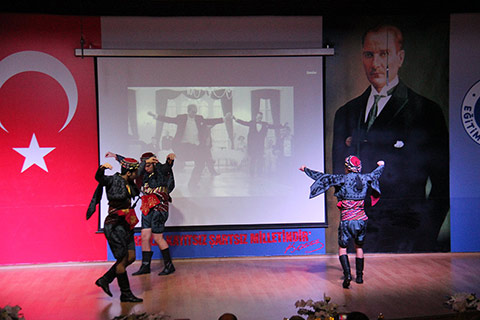 10 Kasım Atatürk'ü Anma Törenimizde Atamızı Saygı ve Özlemle Andık