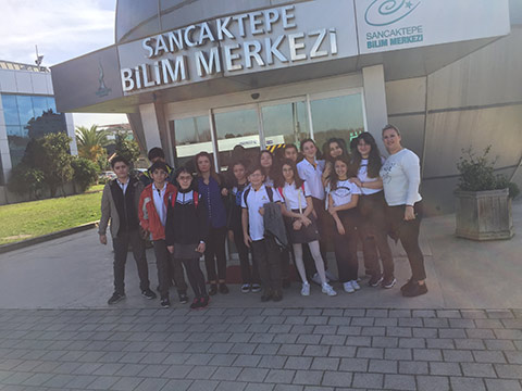 Ataşehir 7. Sınıf Öğrencilerimiz Sancaktepe Planetaryum, Deney ve Gözlemevi’nde 