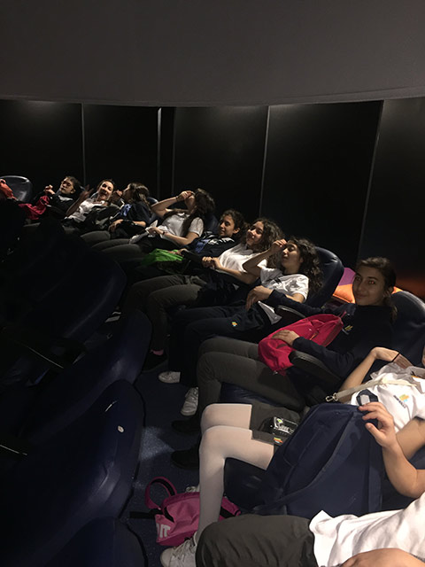 Ataşehir 7. Sınıf Öğrencilerimiz Sancaktepe Planetaryum, Deney ve Gözlemevi’nde
