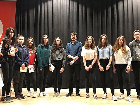 Çağdaş Yazar Hakan Bıçakçı ile Eseri Üzerine Söyleşi Gerçekleştirdik