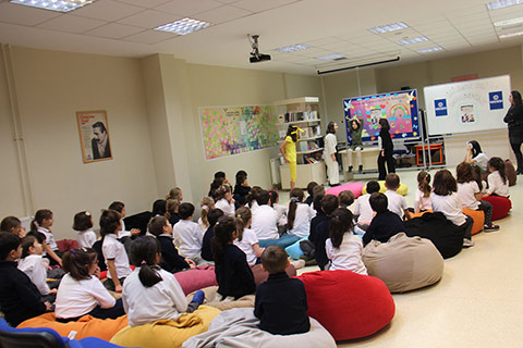 İki İnatçı Keçi İsimli Masal Performansını Gerçekleştirdik