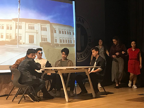 Lise Öğrencilerimiz Grease Müzikali'ni Sahnelediler