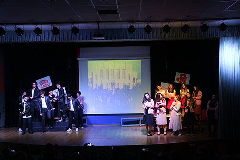 Lise Öğrencilerimiz Grease Müzikali'ni Sahnelediler