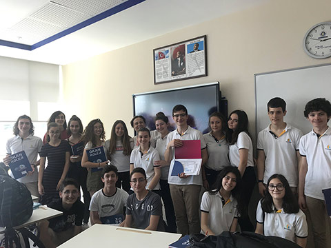 Öğrencilerimizin Karne Sevincini Paylaştık