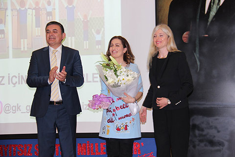 Okan Koleji'nde Okul Öncesi Eğitimde Yaratıcı Etkinlik Tasarımı Öğretmen Eğitimi