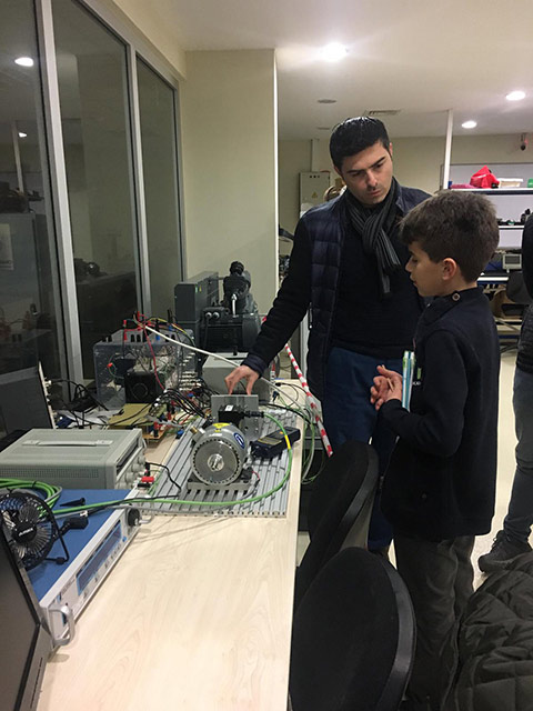 İstanbul Okan Üniversitesi Mekatronik Laboratuvarı Araştırma Gezisi Yaptık