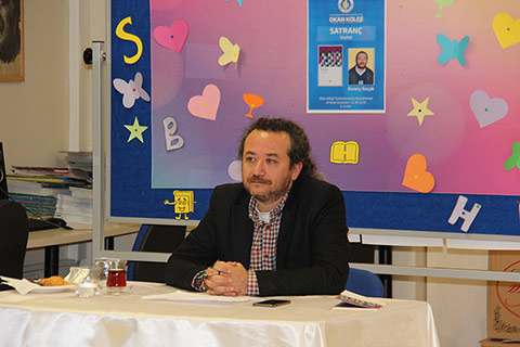 “Satranç” Kitabının Editörü Kıvanç Koçak ile Eseri Değerlendirdik