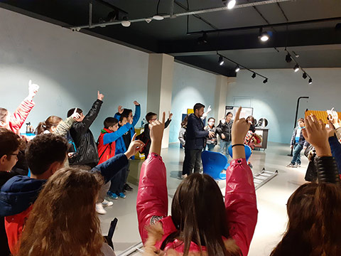 Tuzla 5. Sınıf Öğrencilerimizin Tuzla Planetaryum Gezisi