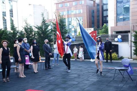 Anaokulundan İlkokula, Ortaokuldan Liseye Geçiş Törenlerimizi Büyük Bir Coşkuyla Gerçekleştirdik 