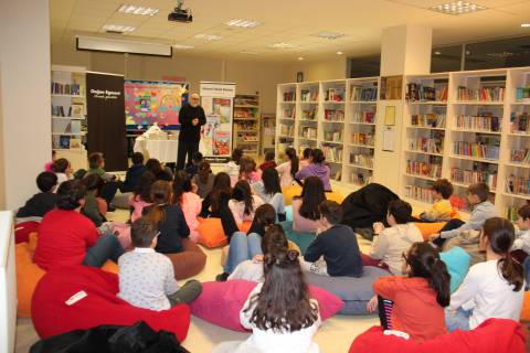 Yazar Hikmet Temel Akarsu ile Çevresi Dede isimli kitap üzerine söyleşi