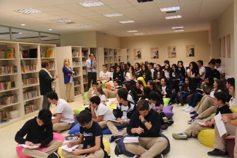 Yazar Feyza Hepçilingirler ile yaratıcı yazma atölyesi