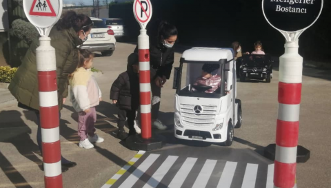  Mengerler Bostancı İşbirliği ile Sosyal Sorumluluk Projesi Gerçekleştirdik 