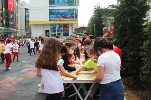 23 Nisan Ulusal Egemenlik Ve Çocuk Bayramının 102. Yılını Coşkuyla Kutladık