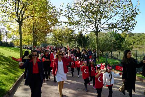 29 Ekim Cumhuriyet Bayramını Coşkuyla Kutladık 