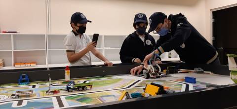First Lego League Takımımız Uluslararası First Lego League Türkiye Turnuvası’nda Okulumuzu Başarıyla Temsil Ettiler