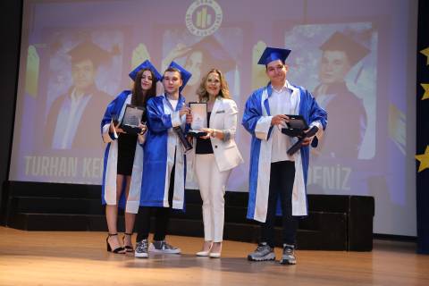 Tuzla Ortaokul-Lise Mezuniyet Törenimizi Büyük Bir Coşku ile Gerçekleştirdik