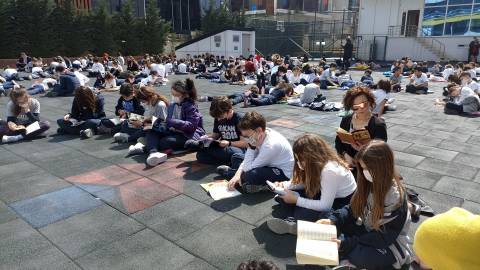Türkiye’nin 81 Şehrinde Toplu-Eş Zamanlı Sessiz Okuma Etkinliğini Destekledik