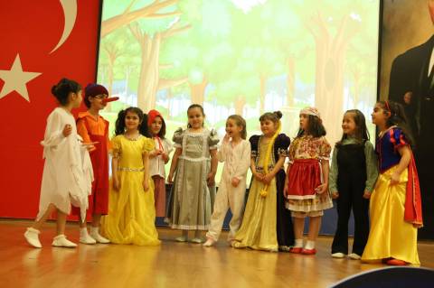 1. Sınıf Öğrencilerimizin Yıl Sonu Şenliği