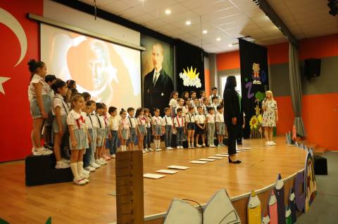 1. Sınıf Öğrencilerimizin Yıl Sonu Şenliği