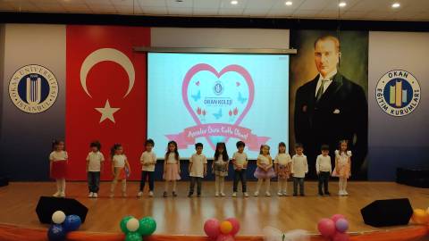 Anaokulu Öğrencilerimiz Annelerin Gününü Kutladılar