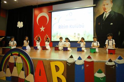 Anaokulundan İlkokula Geçiş Töreni ve Yıl Sonu Gösterisi