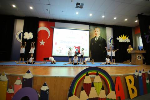 Anaokulundan İlkokula Geçiş Töreni ve Yıl Sonu Gösterisi