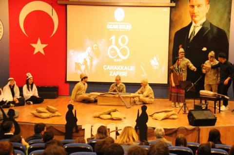 Çanakkale Zaferinin 108. Yıldönümünde Atamızı Ve Şehitlerimizi Minnet ve Saygıyla  Andık 