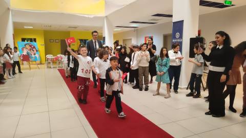 Cumhuriyet Defilemiz ile Cumhuriyet Dönemine Tarihi Yolculuk Yaptık
