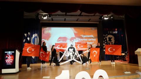 Cumhuriyetimizin 100. Yılını Görkemli Bir Törenle Kutladık