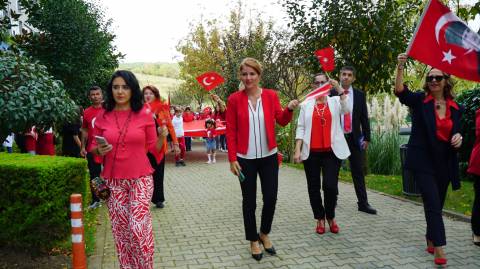 Cumhuriyetimizin 100. Yılını Görkemli Bir Törenle Kutladık