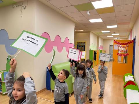 Dünya Çocuk Hakları Gününü Etkinliklerle Kutladık