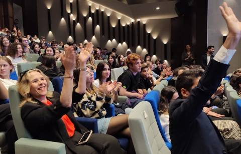 Lise Öğrencilerimize İBB Başkanı Ekrem İmamoğlu’ndan İlk Girişimcilik Dersi