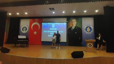 ÖĞRENCİLERİMİZİN KARNE SEVİNCİNİ PAYLAŞTIK