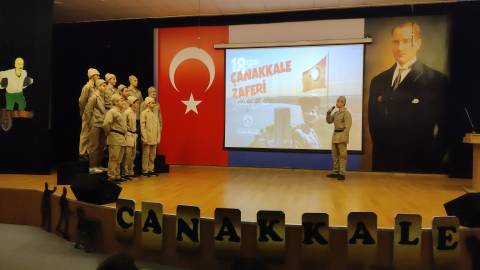  Çanakkale Zaferi'nin 109. Yıldönümünde, Gazi Mustafa Kemal Atatürk'ü, Şehitlerimizi Andık 