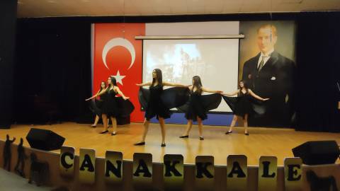  Çanakkale Zaferi'nin 109. Yıldönümünde, Gazi Mustafa Kemal Atatürk'ü, Şehitlerimizi Andık 