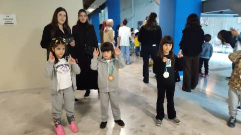 23 Nisan Şenliğimizde Bayramın Tadını Çıkardık