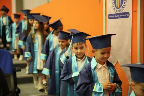 Anaokulundan İlkokula Geçiş Töreninde Öğrencilerimizde Gurur Duyduk