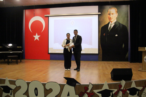 Öğrencilerimizin Karne Sevincini Paylaştık