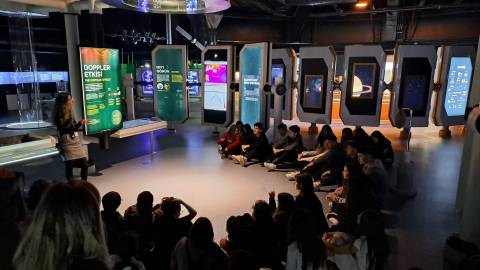 Öğrencilerimizle Göklerin ve Uzayın Yaşamını Keşfettik.  