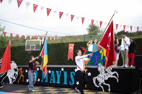 19 Mayıs Gençlik ve Spor Bayramı’mızın 106.Yılını Görkemli Bir Törenle Kutladık 