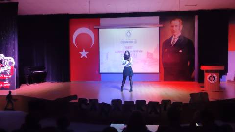 Çanakkale Zaferi’nin 110. yıl dönümünde Cumhuriyetimizin Kurucusu Gazi Mustafa Kemal Atatürk'ü, kahraman şehitlerimizi saygı ve minnetle andık.