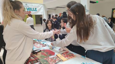 Öğrencilerimiz Yabancı Dilleriyle Hayata Dokundu: 14. Geleneksel Okanville İngilizce Etkinliği 