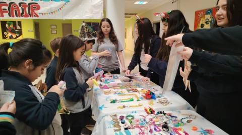 Öğrencilerimiz Yabancı Dilleriyle Hayata Dokundu: 14. Geleneksel Okanville İngilizce Etkinliği 