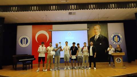 Öğrencilerimizin Karne Mutluluğunu Paylaştık