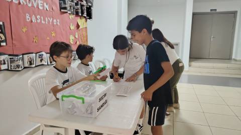 Okulumuzda Demokrasi Heyecanını Yaşadık 