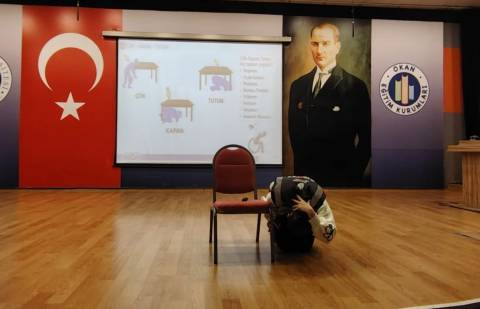  AKOM’dan Öğrencilerimize Afet Bilinci Semineri